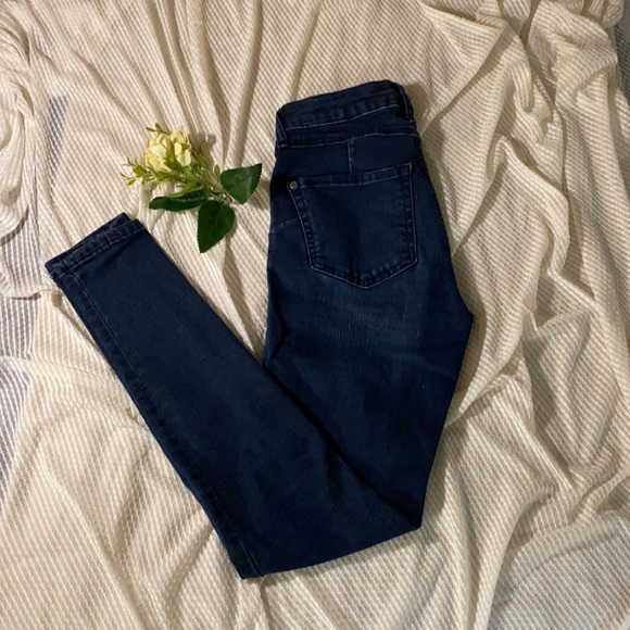 Jennifer Lopez Denim - Jennifer Lopez Jeans